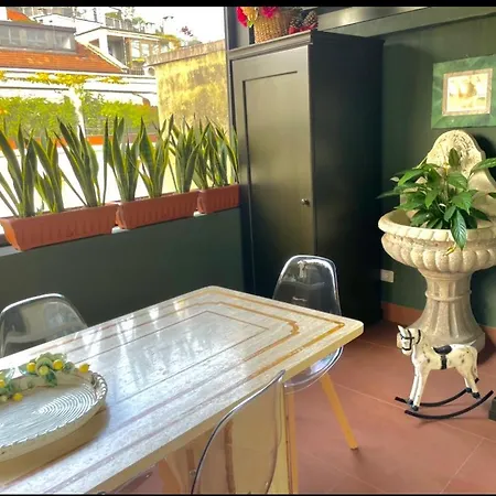 La Terrazza Tra I Tetti アパート ミラノ